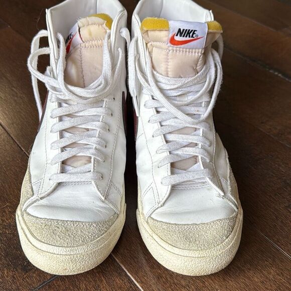 Nike Blazer mid 77 men’s size 10 white burgandy high top basketball old school a - Picture 2 of 8